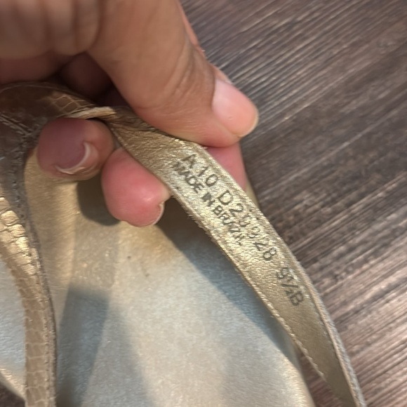 Cole Haan Thong Sling Back Leather Gold Tone Animal Print Sandals Size 9 1/2​